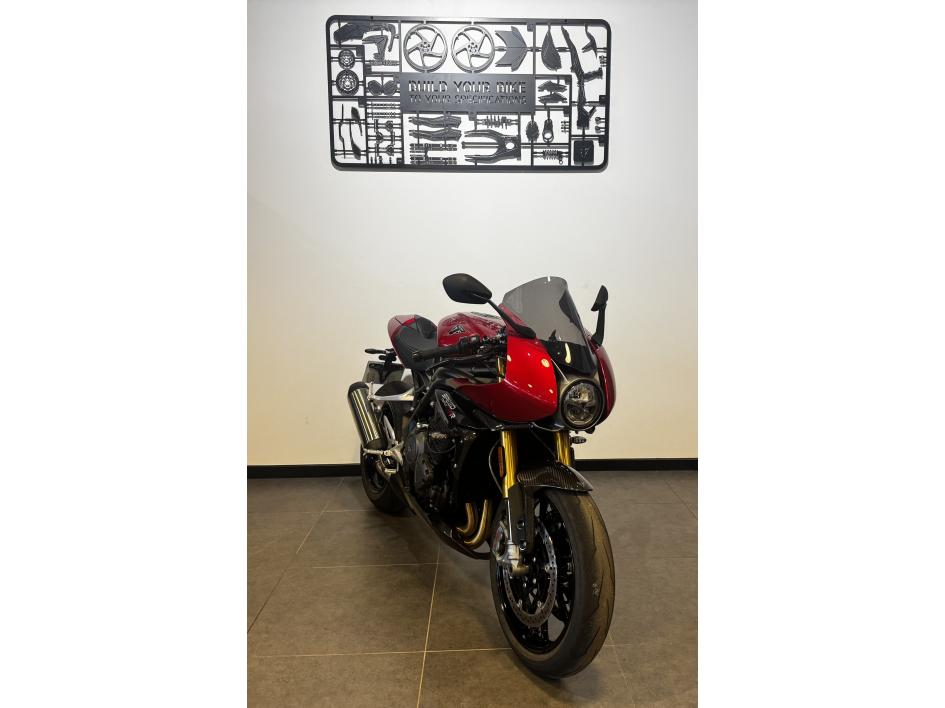 TRIUMPH SPEED TRIPLE 1200 RR