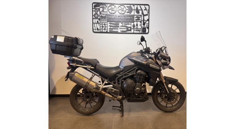 TRIUMPH TIGER 1200 EXPLORER