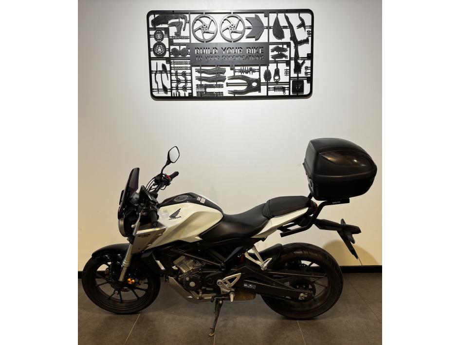 HONDA CB 125 R