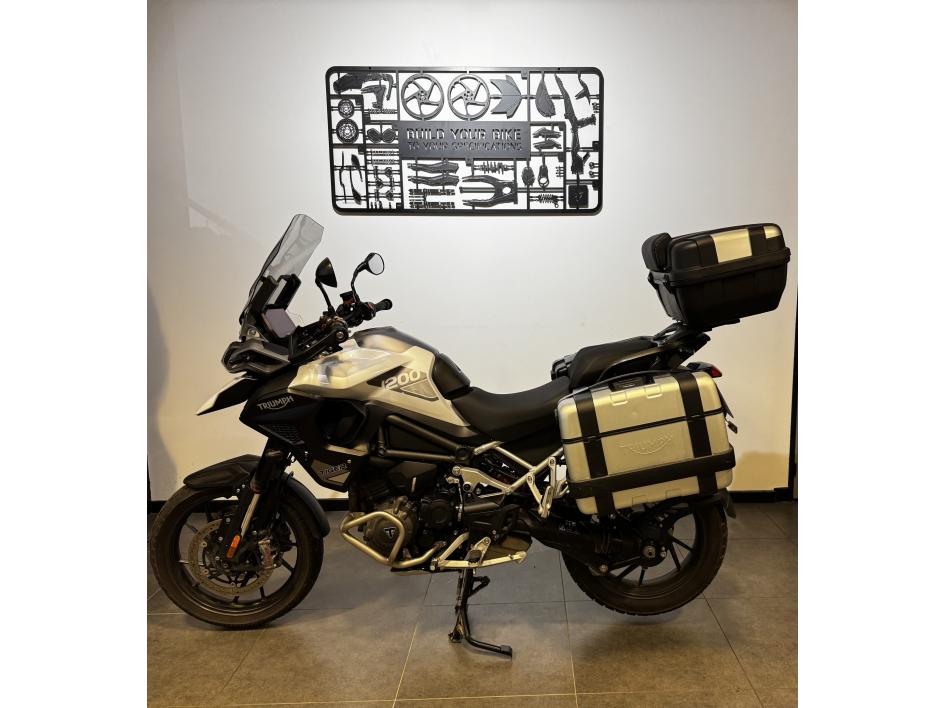 TRIUMPH TIGER 1200 GT PRO