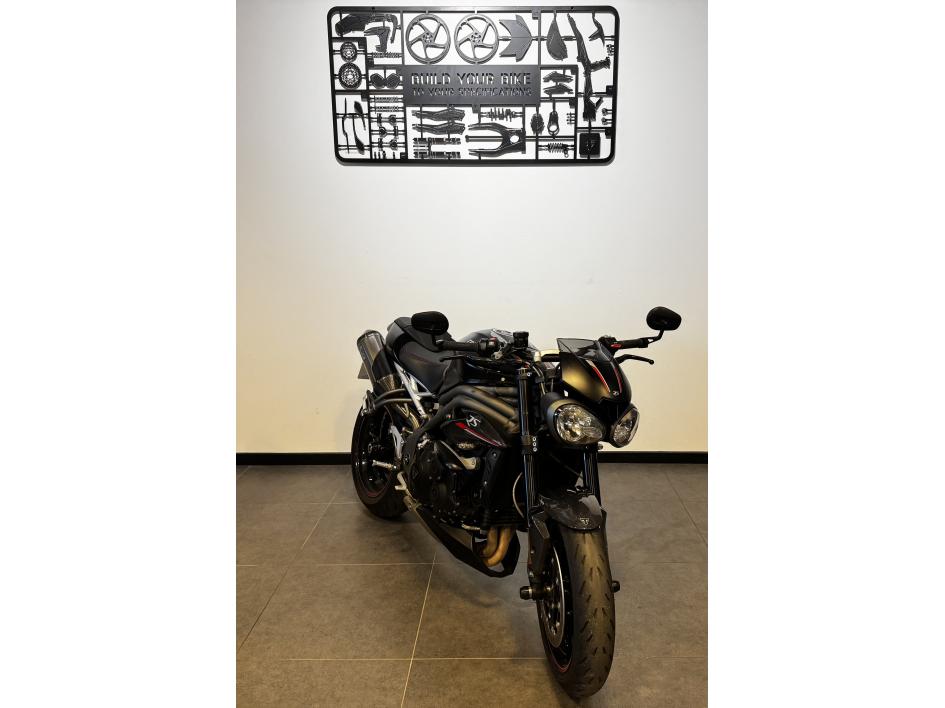 TRIUMPH SPEED TRIPLE 1050 RS