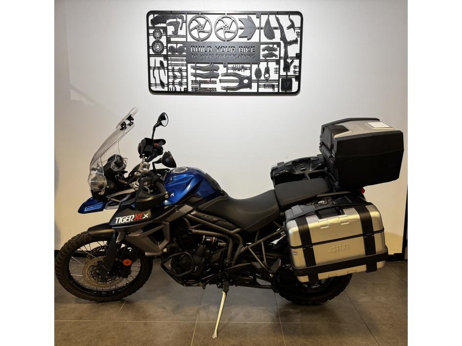 TRIUMPH TIGER 800 XCX