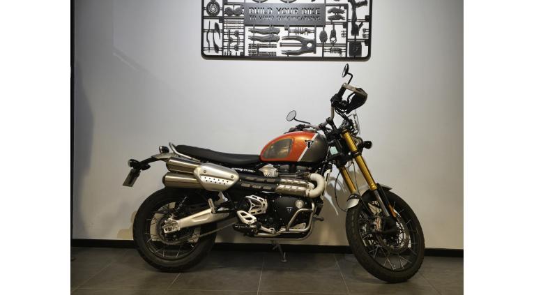 TRIUMPH SCRAMBLER 1200 XE