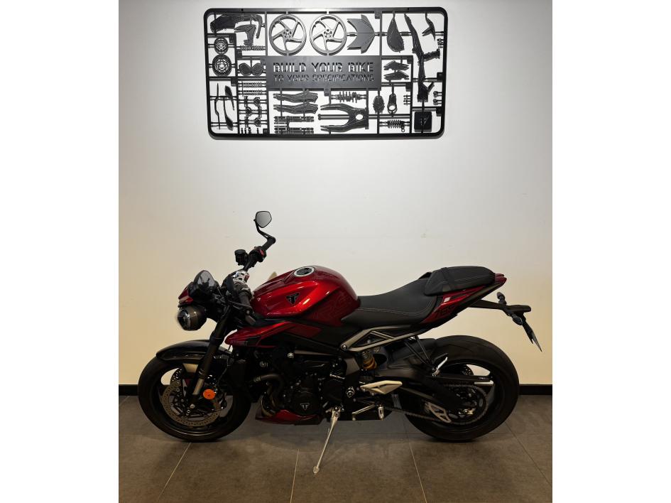 TRIUMPH STREET TRIPLE 765 RS