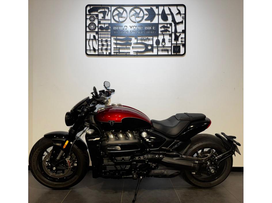TRIUMPH ROCKET 3 R STORM