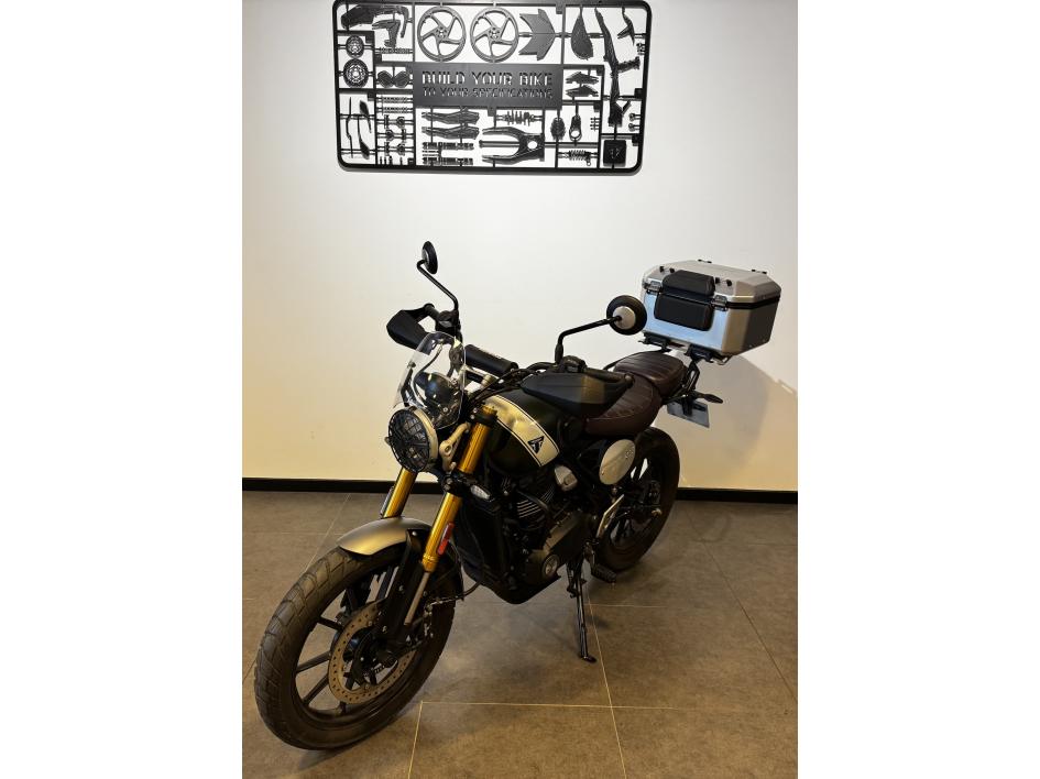 TRIUMPH Scrambler 400 X