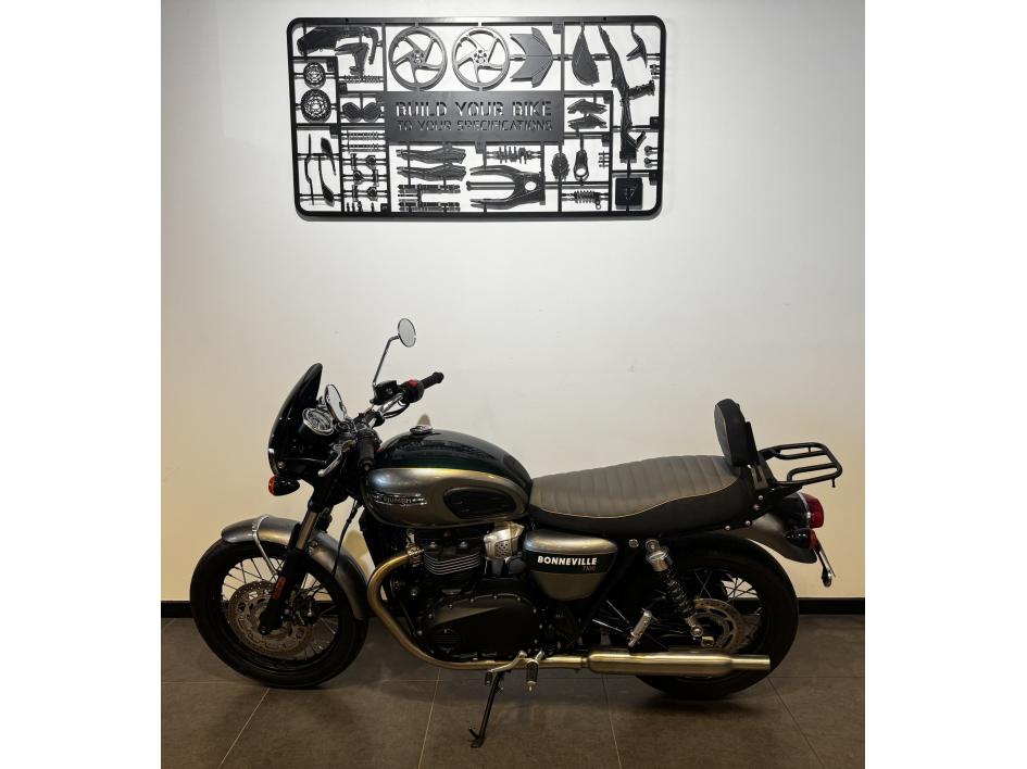 TRIUMPH Bonneville T100 GOLD LINE Edition