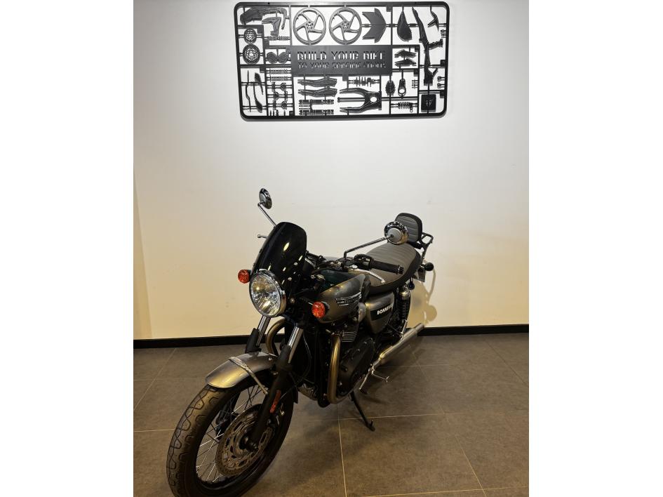 TRIUMPH Bonneville T100 GOLD LINE Edition